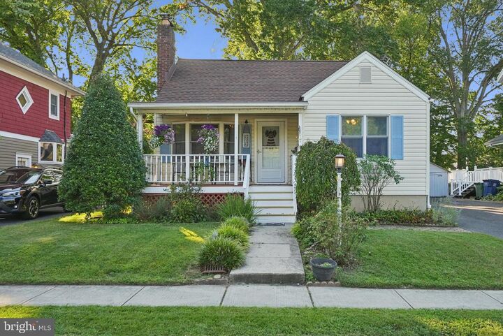 203 Hutchinson Street  Hightstown NJ 08520 photo