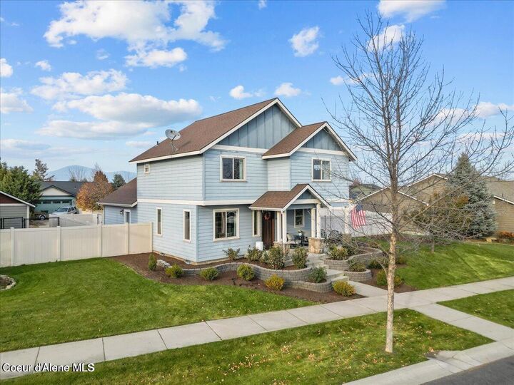 Property Photo:  2989 N Durrow Loop  ID 83854 