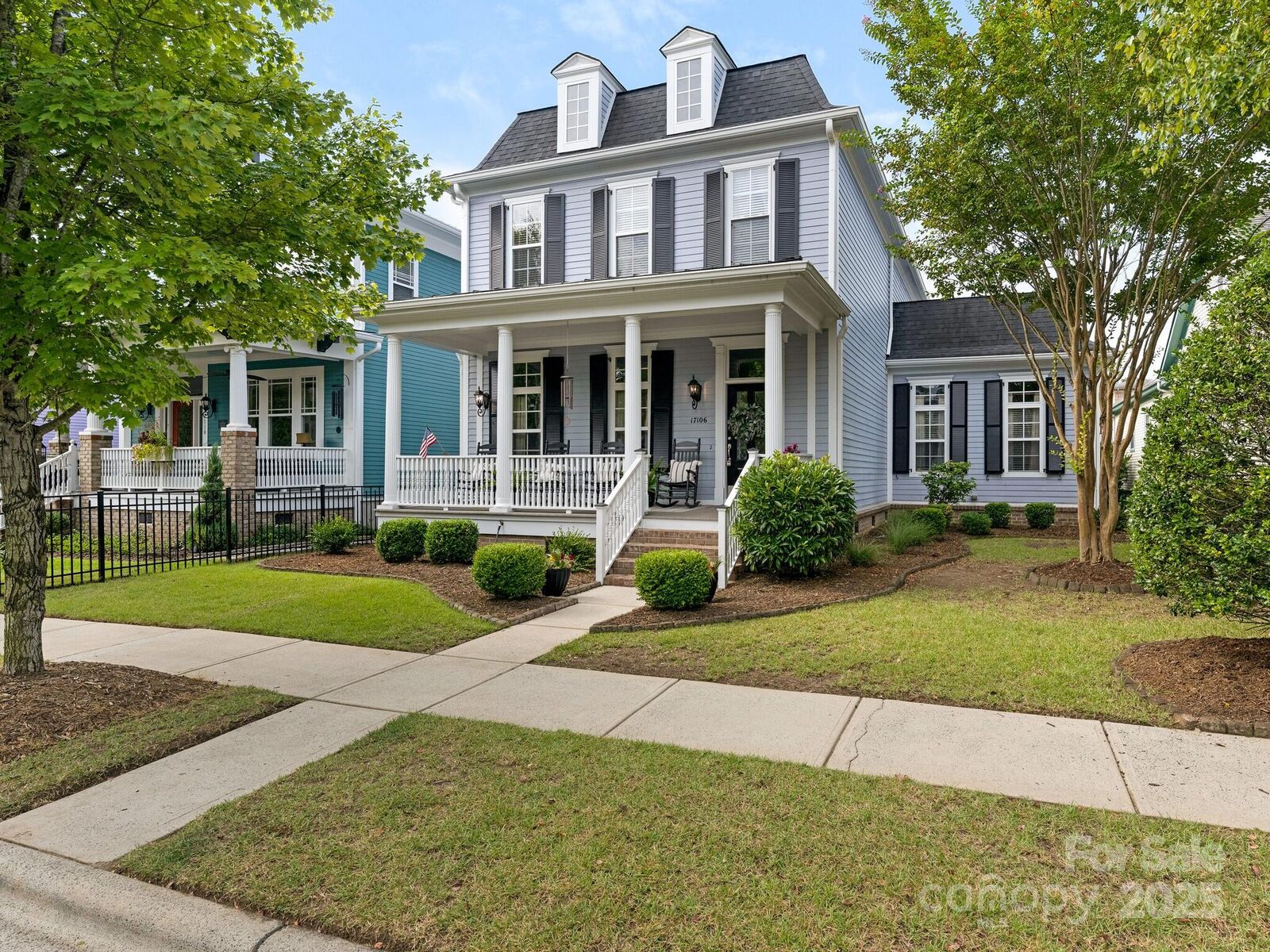 Property Photo: 17106 Hedgerow Park Road NC 28277