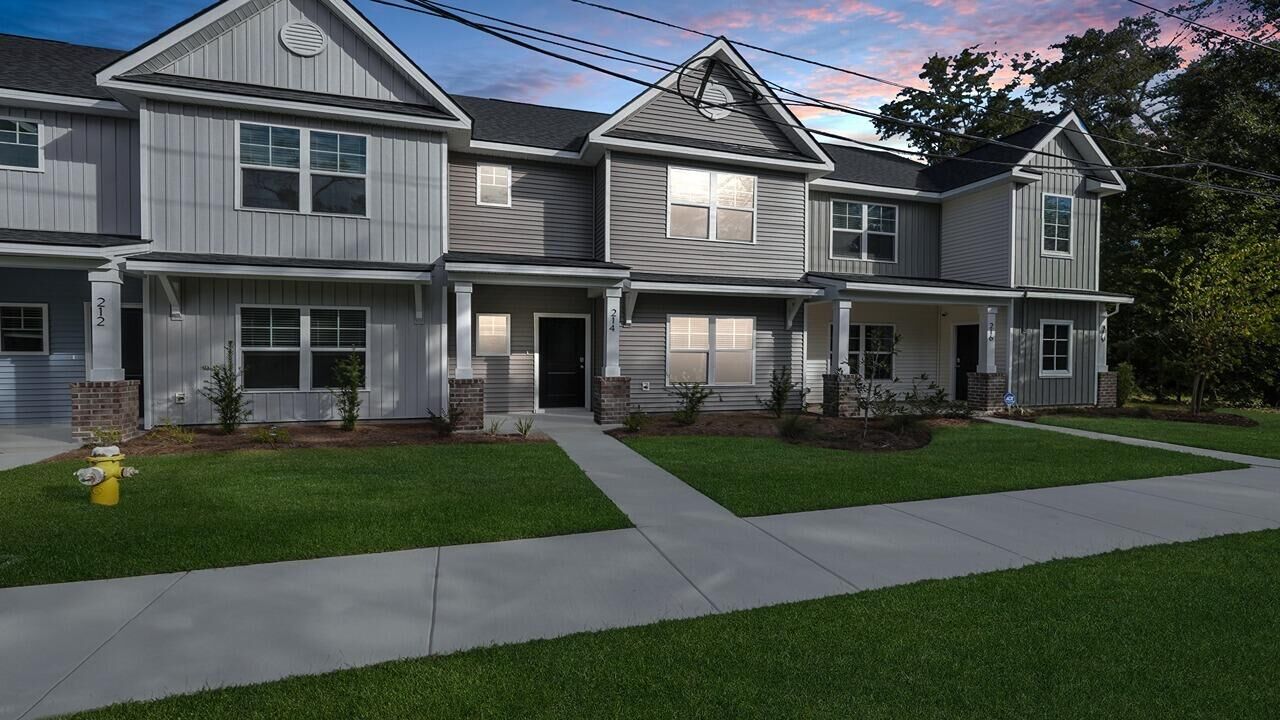 Property Photo: 214 Garbon Drive SC 29485