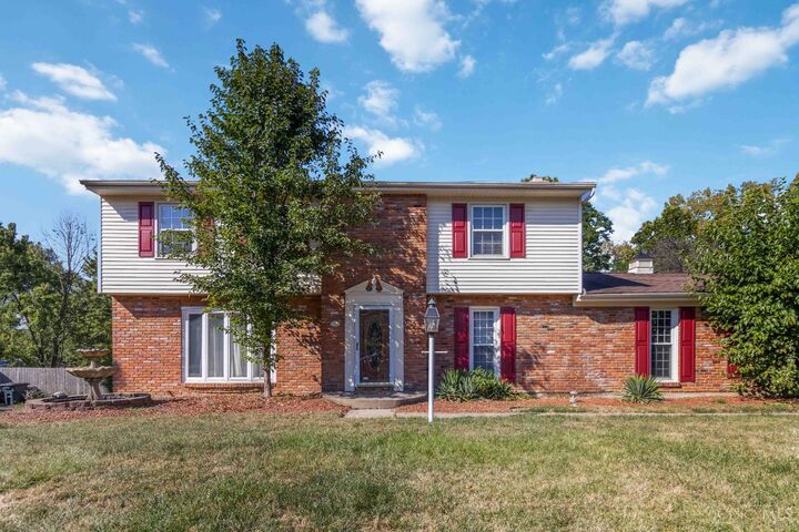Property Photo:  5591 Williamsburg Way  OH 45014 