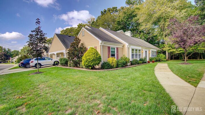 Property Photo:  678-B Yarborough Way  NJ 08831 