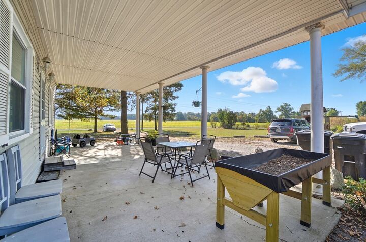 Property Photo:  24097 Lunda Road  OH 43067 