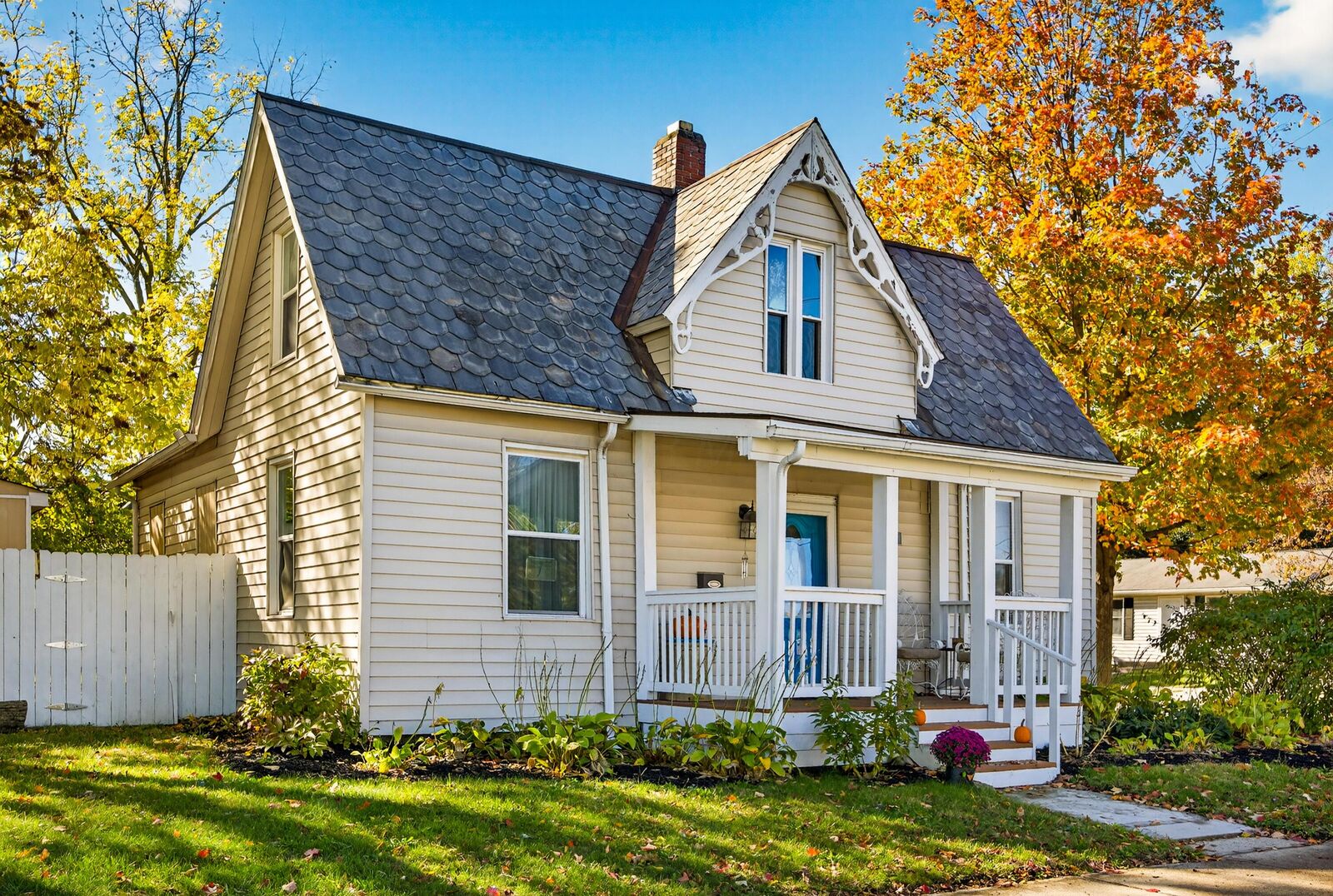 Property Photo: 41 Bernard Avenue OH 43015