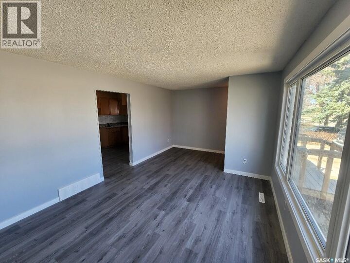 Property Photo:  664 Retallack Street  SK S4T 2G4 