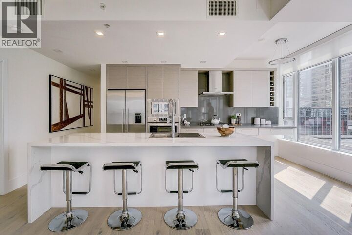 Photo de la propriété:  1211 Melville Street 903  BC V6E 0A7