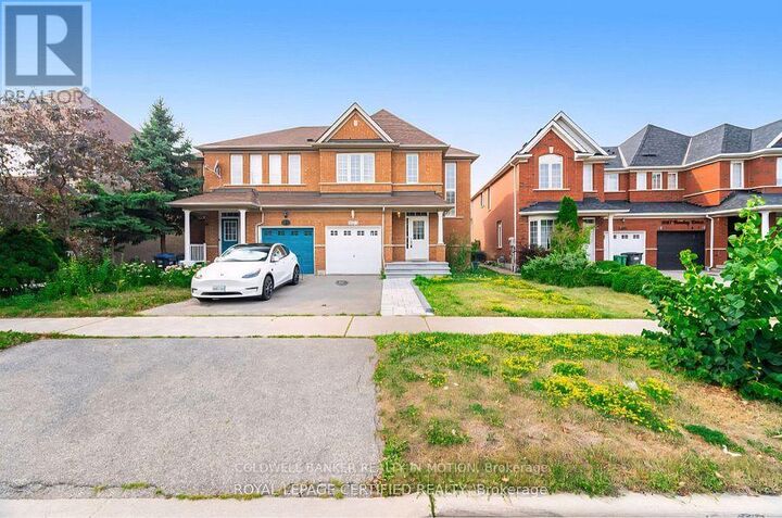 Property Photo:  3173 Bentley Drive  ON L5M 6L3 