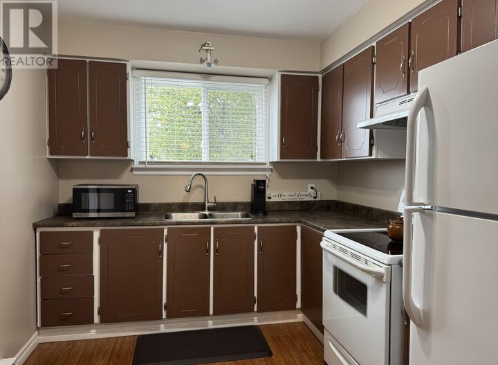 Property Photo:  30 Wood Crescent  NL A1V 2B1 