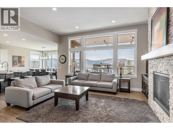 Property Photo:  3115 Sageview Road  BC V4T 3H2 