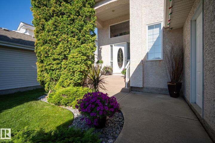 Property Photo:  11570 13 Avenue NW  AB T6J 7B3 