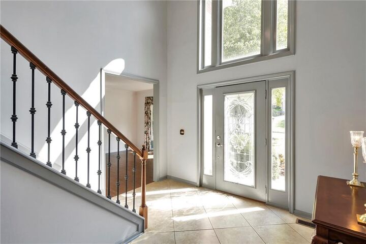 Property Photo:  1895 Oak Tree Hollow  GA 30005 