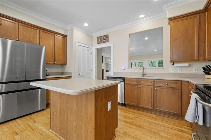 Property Photo:  2676 Colgan Court SE  GA 30317