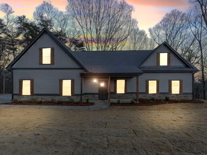 Property Photo: 171 Bluff Creek Ln GA 30107