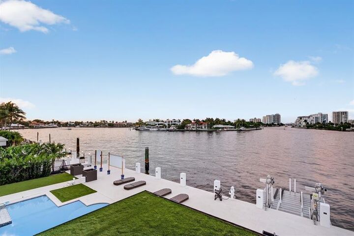 2533 Aqua Vista Blvd  Fort Lauderdale FL 33301 photo