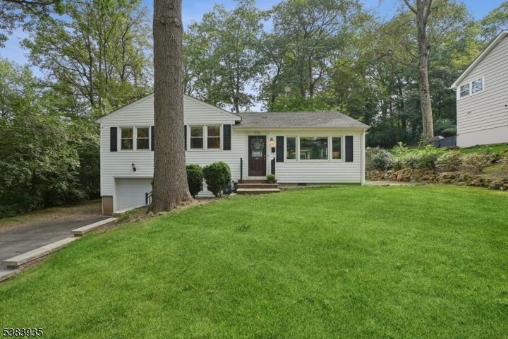 536 Snyder Ave  Berkeley Heights Twp. NJ 07922 photo