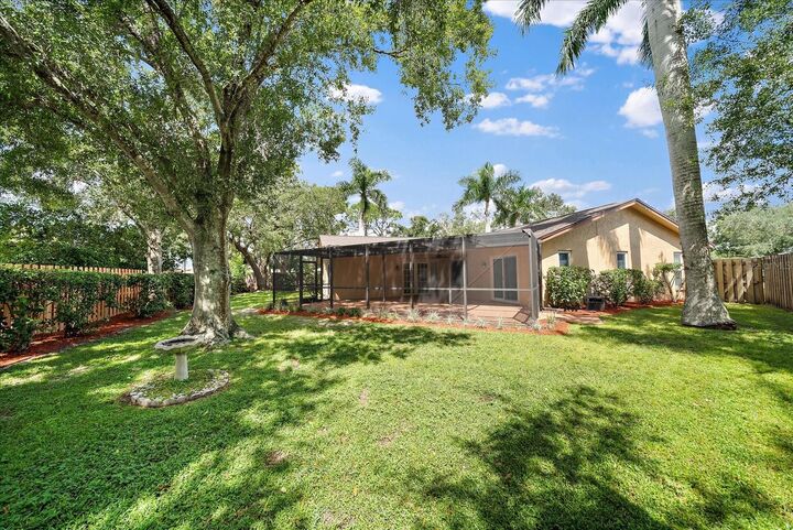 Property Photo: 2442 Arborfield Square FL 34235