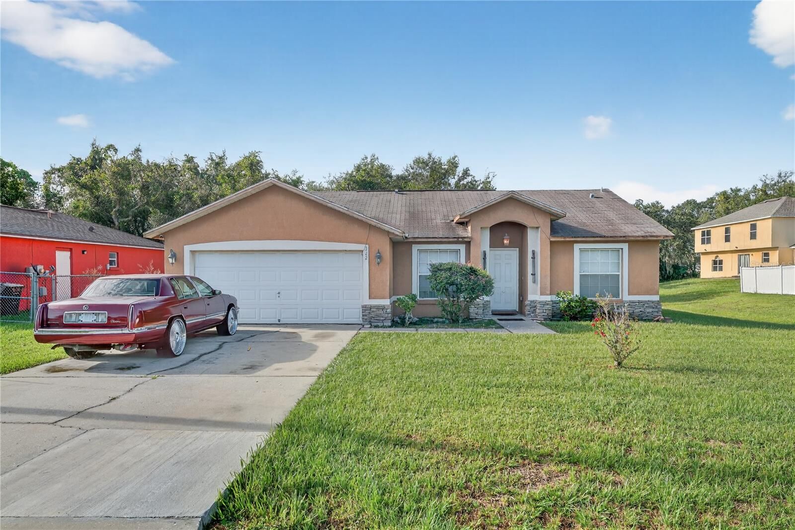 Property Photo:  322 Shad Way  FL 34759 