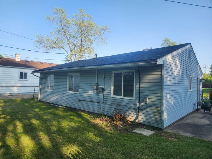 Property Photo:  466 Colorado Avenue  MI 48341 