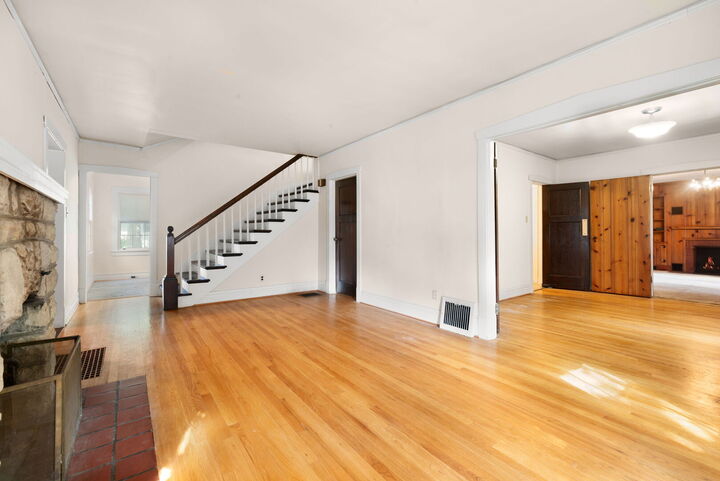 Property Photo:  1436 Gilbert Avenue  IL 60515 