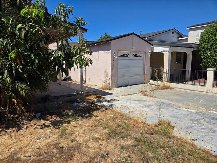 Property Photo:  8669 San Gabriel Avenue  CA 90280 