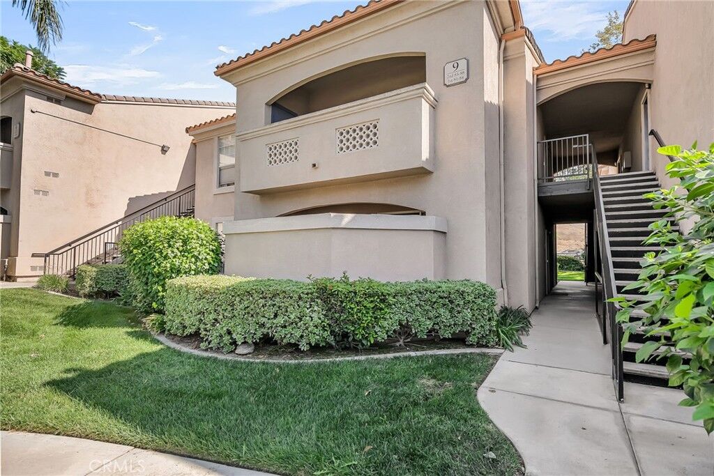 Property Photo:  375 Central Avenue 83  CA 92507 