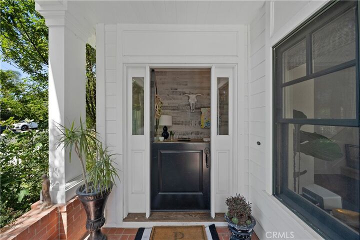 Property Photo:  516 Bolsa  CA 92663 