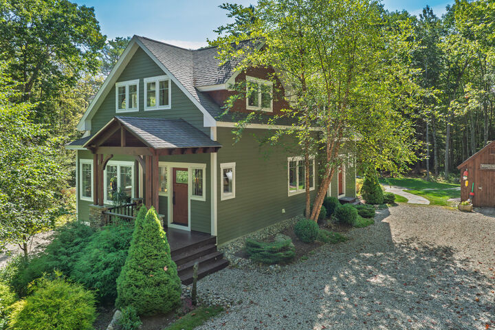 Property Photo:  9 Apple Ridge Road  ME 04032 