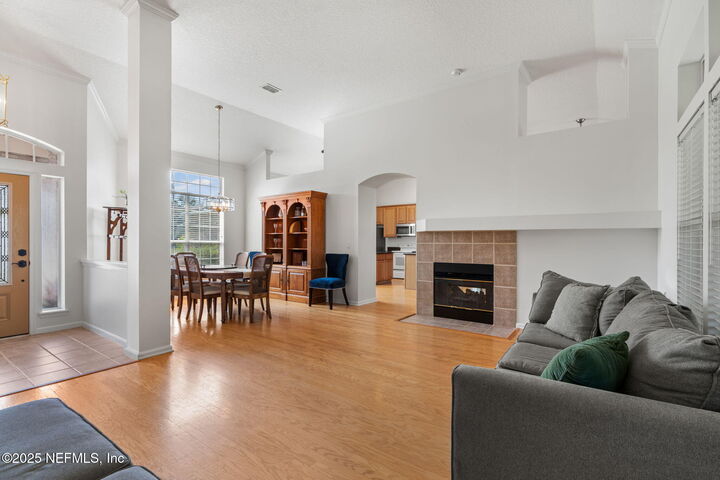 Property Photo: 13947 Sound Overlook Drive S FL 32224