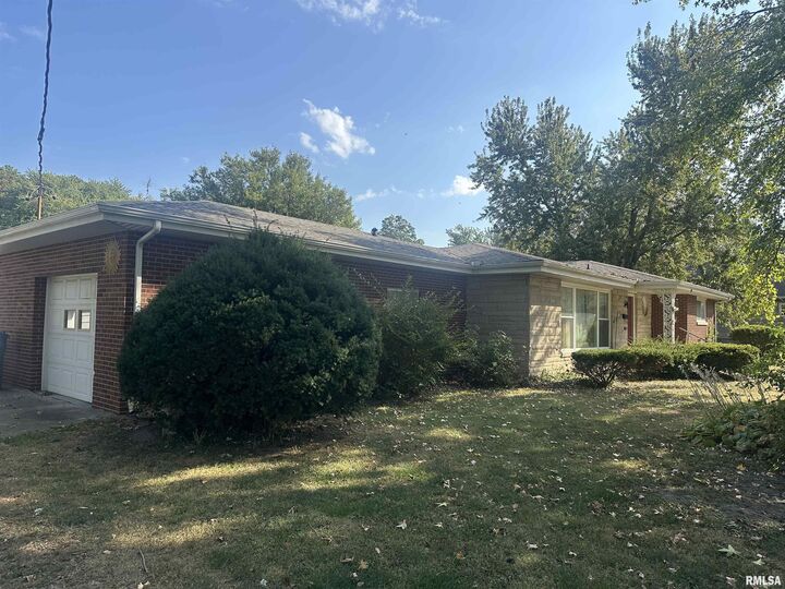 Property Photo: 341 McFall Street IL 62812