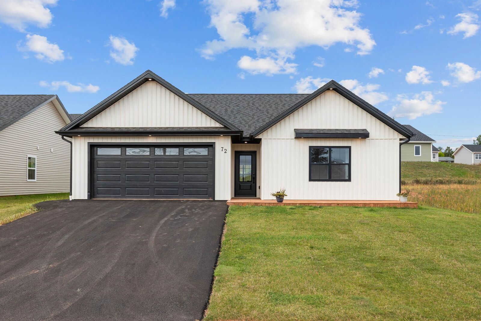 Property Photo:  72 Hudson Avenue  PE C1A 1V5 