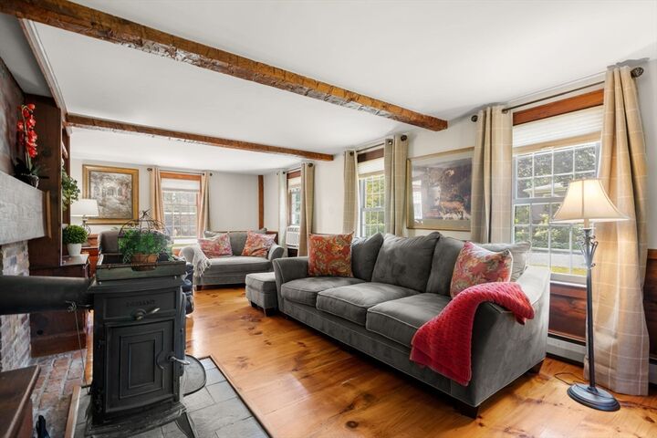 Property Photo:  117 Concord Street  MA 01754 