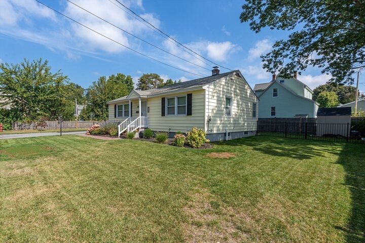 Property Photo:  21 Twiss St  MA 01851 