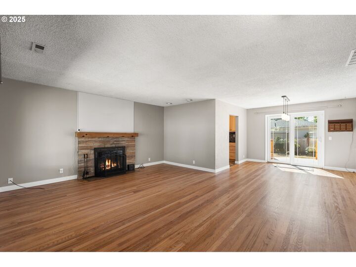 Property Photo:  2002 Bloyd St  WA 98626 
