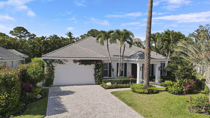 Property Photo: 10841 SE Arielle Terrace FL 33469