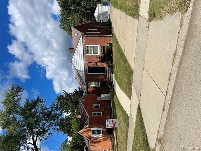 24370 Colgate Street  Dearborn Heights MI 48125 photo