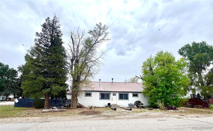 404 S 5th Street  Kremmling CO 80459 photo