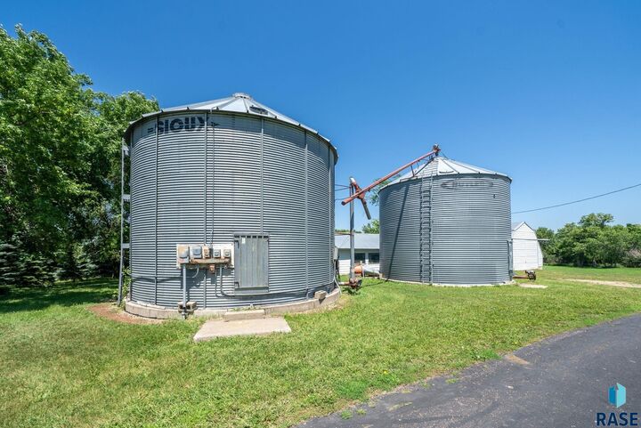 Property Photo:  23948 Sd Highway 19 Hwy  SD 57042 