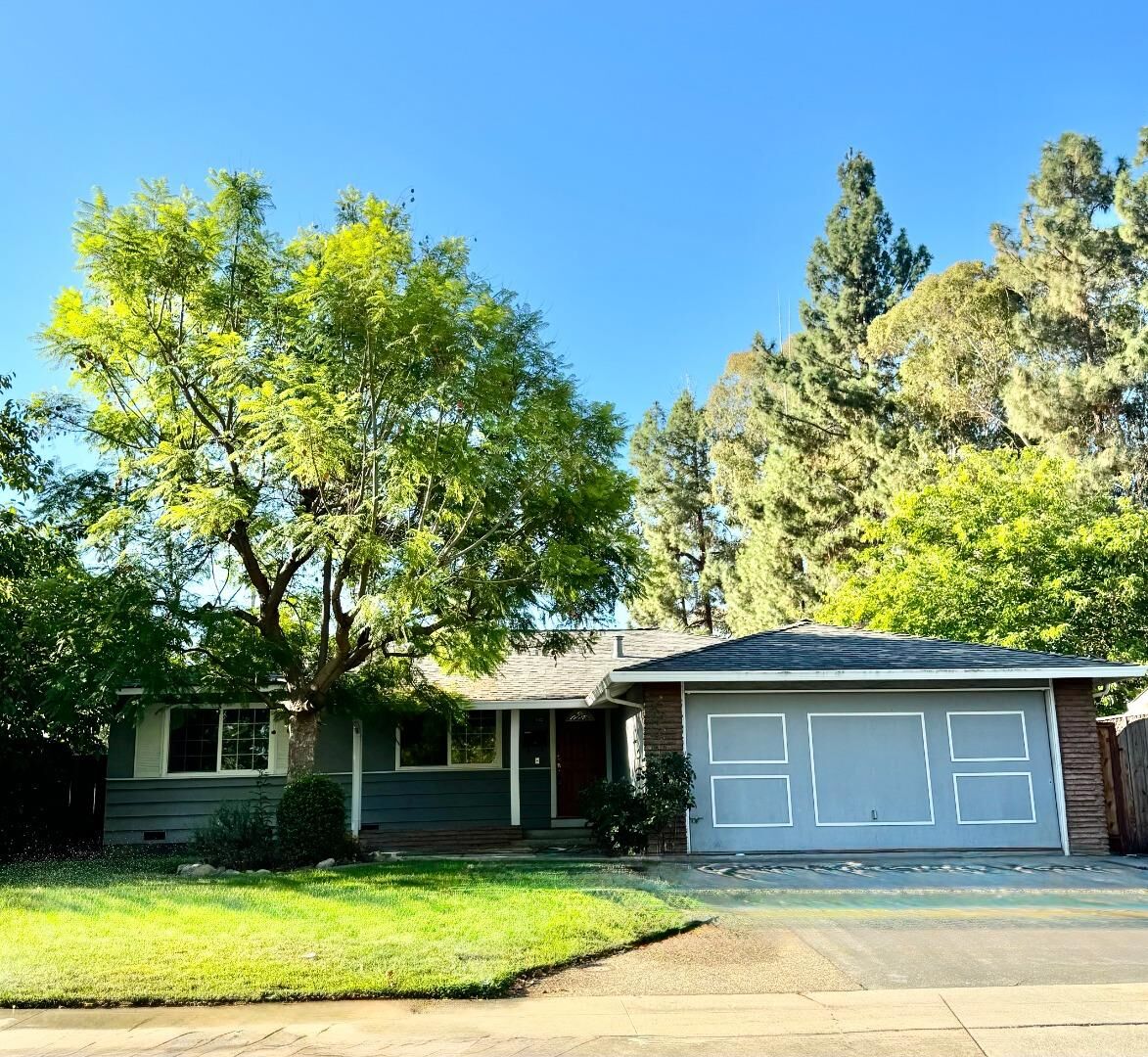 Property Photo: 4054 Lemoyne Way CA 95008