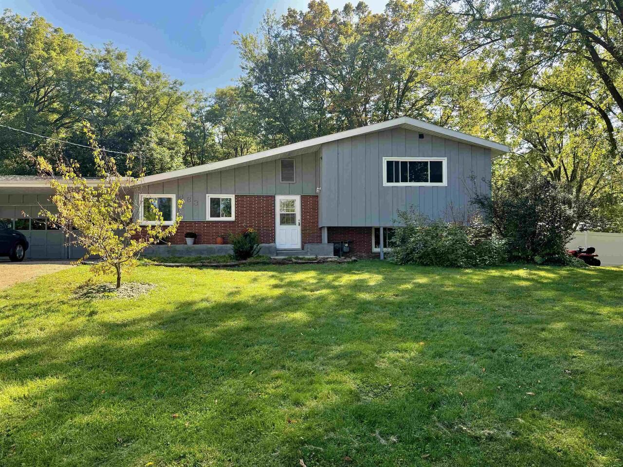 Property Photo:  483 North Street  WI 54941 