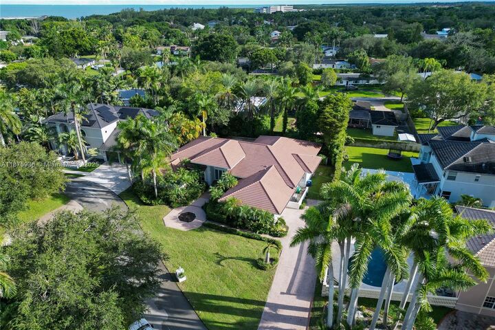 Property Photo: 7440 SW 170th Ter FL 33157