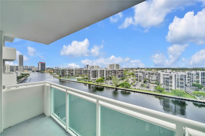 3000 S Ocean Dr 1208  Hollywood FL 33019 photo