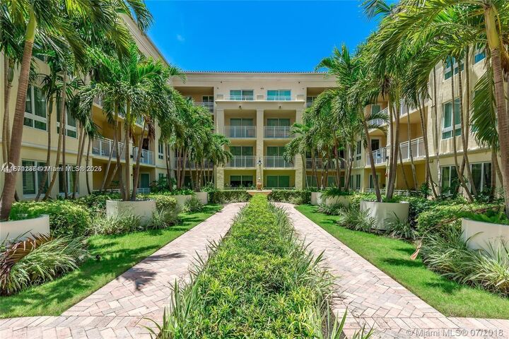 Property Photo:  7355 SW 89th 523N  FL 33159 