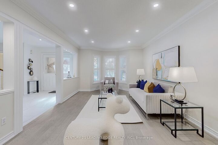 Property Photo:  10 Macrill Road  ON L6C 1S2