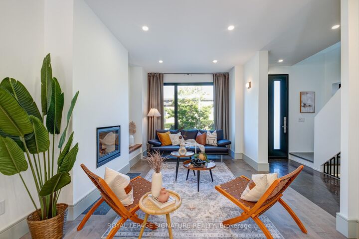 Property Photo:  6 Macnaughton Road  ON M4G 3H4 