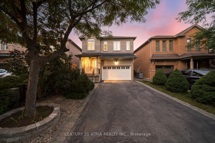 Property Photo:  19 Garcia Street  ON L3R 4R8 