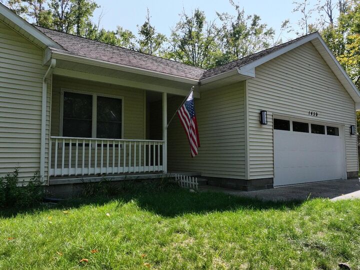 Property Photo: 1439 Apple Hill Circle MI 49735