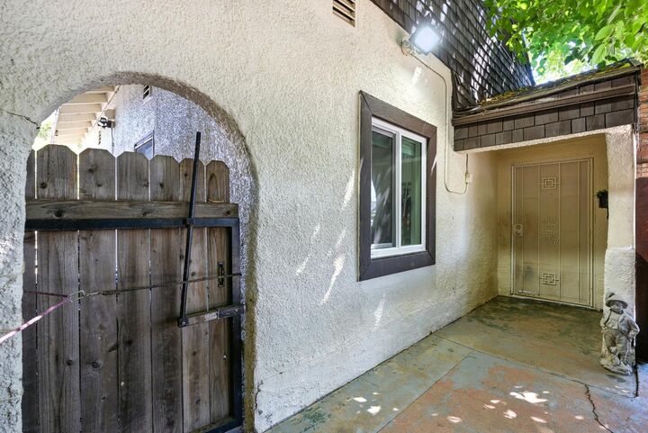 Property Photo:  4037 42nd Street  CA 95820 