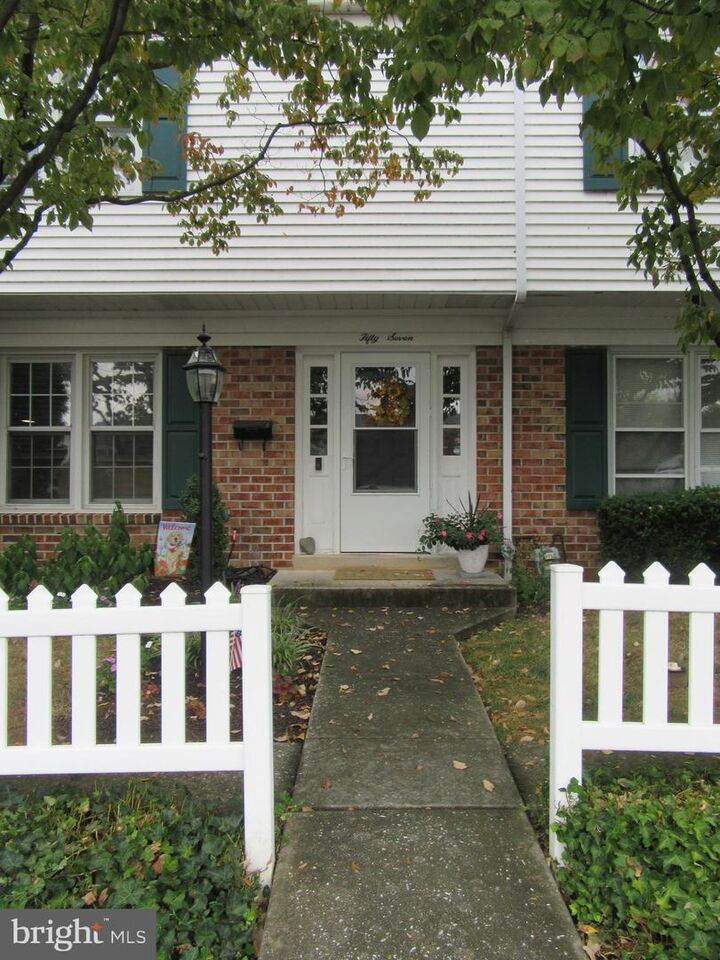 Property Photo: 57 W Vine Street PA 17011