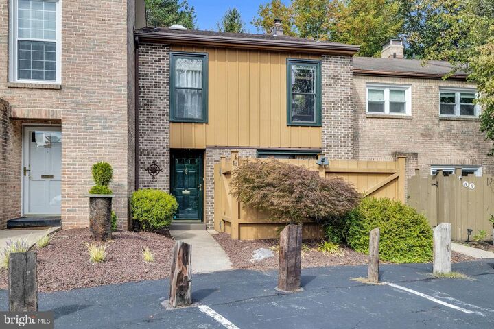 Property Photo: 54 Wood Circle PA 19607
