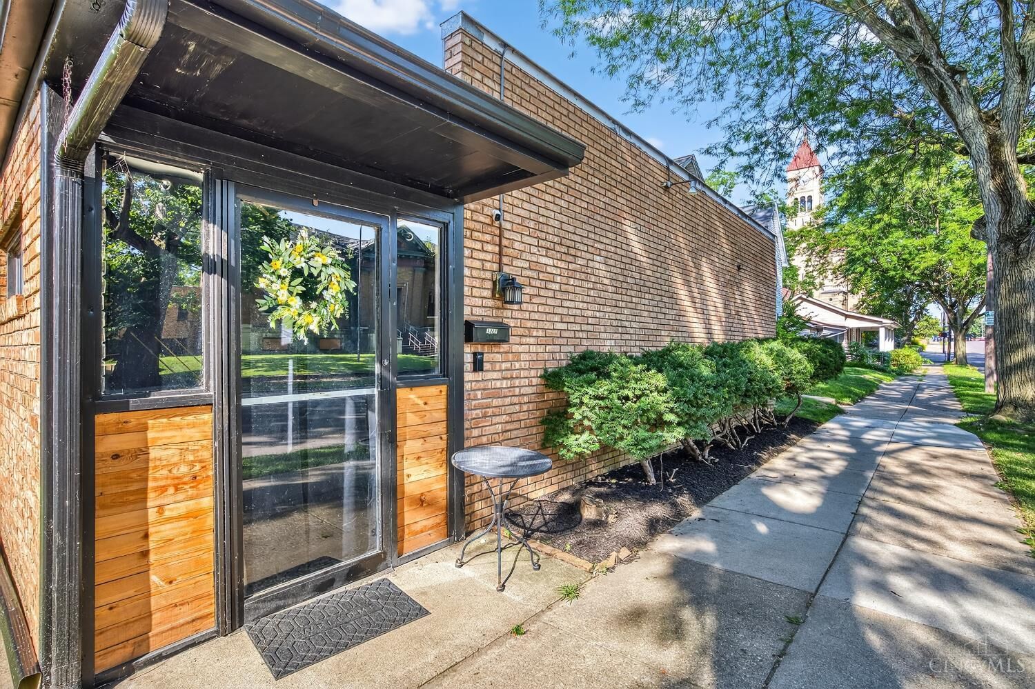 Property Photo: 1321 First Ave OH 45044